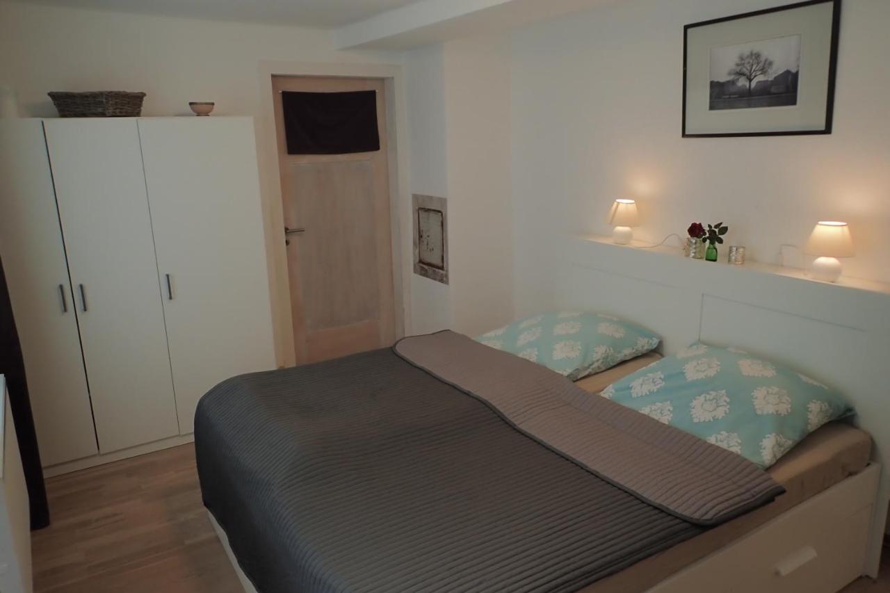Ferienwohnung Holzmaden Am Platz Extérieur photo